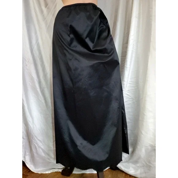 vtg VANITY FAIR Long Half Slip Skirt BLACK SATIN MAXI Nylon Lingerie USA MEDIUM - Picture 2 of 6